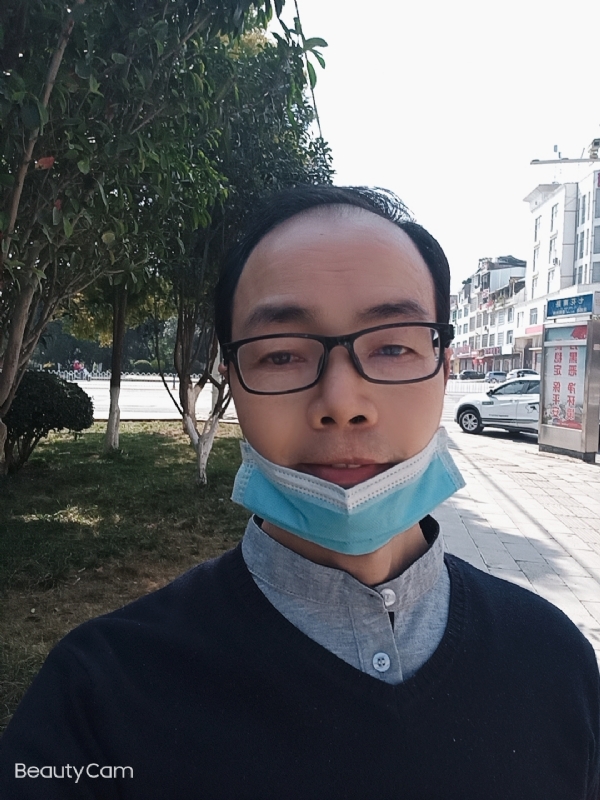 开心生活的第一张照片--文山残疾人相亲网